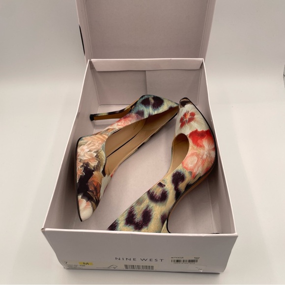 Nine West Leopard and Floral Print Women Size 7 - Picture 8 of 9